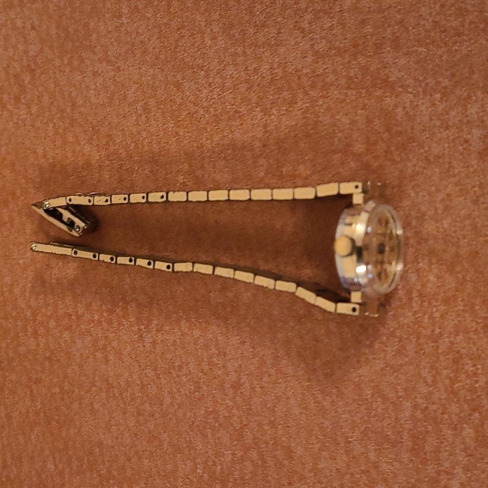 Vintage gold plated Russian wrist watch - Picture 5 of 16